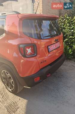 Внедорожник / Кроссовер Jeep Renegade 2017 в 