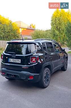 Внедорожник / Кроссовер Jeep Renegade 2017 в 