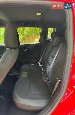 Внедорожник / Кроссовер Jeep Renegade 2020 в 