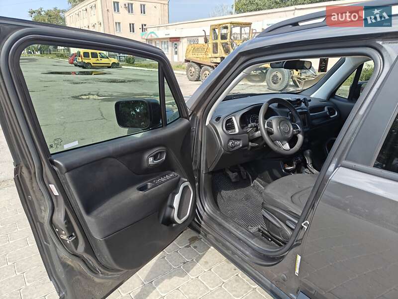 Внедорожник / Кроссовер Jeep Renegade 2018 в Опошне