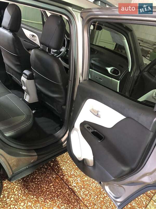 Внедорожник / Кроссовер Jeep Renegade 2018 в Полтаве фото 7 Внедорожник / Кроссовер Jeep Renegade 2018 в Полтаве