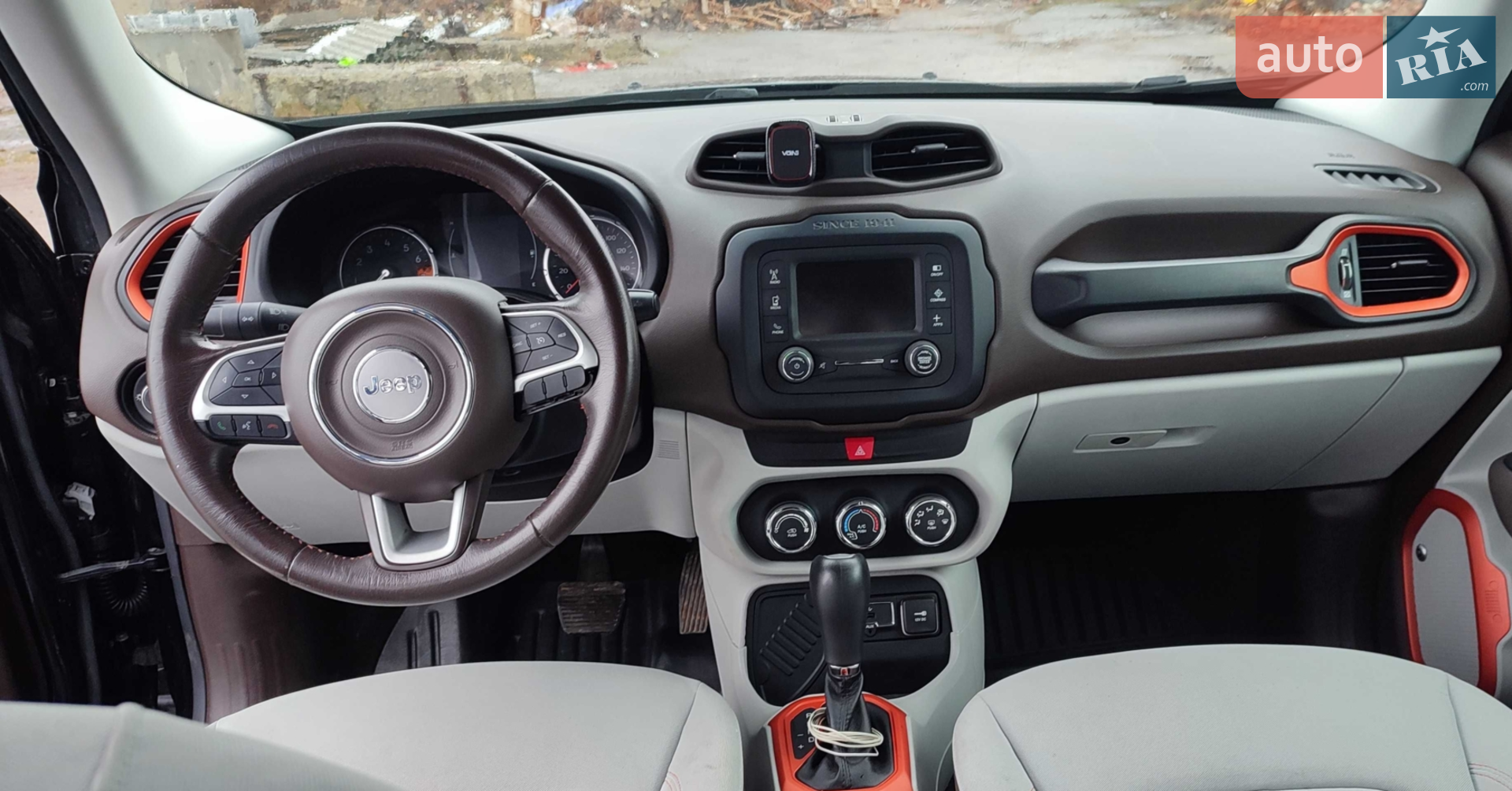 2016 Jeep Renegade - мініатюра 12