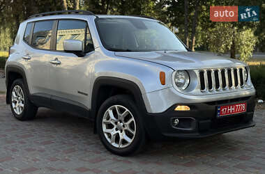 Внедорожник / Кроссовер Jeep Renegade 2016 в 