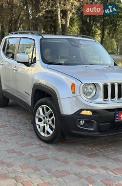 Внедорожник / Кроссовер Jeep Renegade 2016 в 