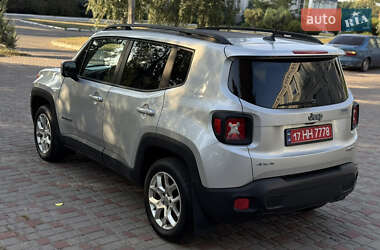 Внедорожник / Кроссовер Jeep Renegade 2016 в 