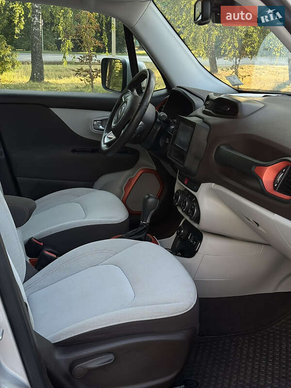 Внедорожник / Кроссовер Jeep Renegade 2016 в Лубнах фото 62 Внедорожник / Кроссовер Jeep Renegade 2016 в Лубнах