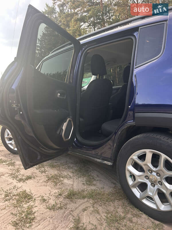 Внедорожник / Кроссовер Jeep Renegade 2017 в Каневе