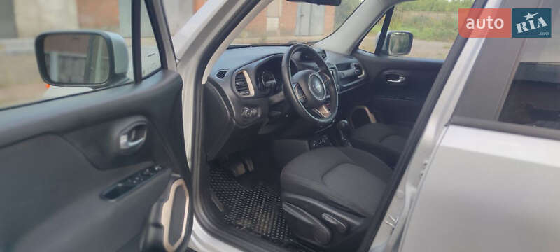 Позашляховик / Кросовер Jeep Renegade 2017 в Житомирі фото 9 Позашляховик / Кросовер Jeep Renegade 2017 в Житомирі