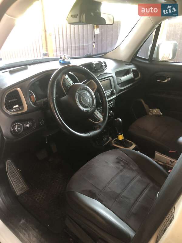 Позашляховик / Кросовер Jeep Renegade 2016 в Києві