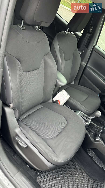 Позашляховик / Кросовер Jeep Renegade 2019 в Рівному