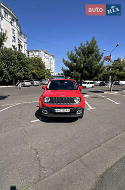 Внедорожник / Кроссовер Jeep Renegade 2016 в 