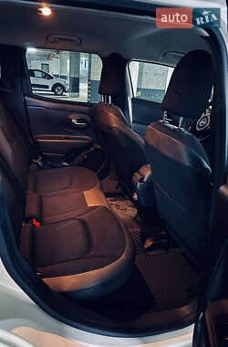 Внедорожник / Кроссовер Jeep Renegade 2018 в Львове