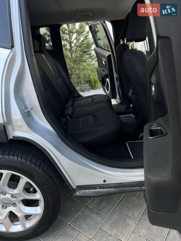 Позашляховик / Кросовер Jeep Renegade 2018 в Луцьку фото 14 Позашляховик / Кросовер Jeep Renegade 2018 в Луцьку
