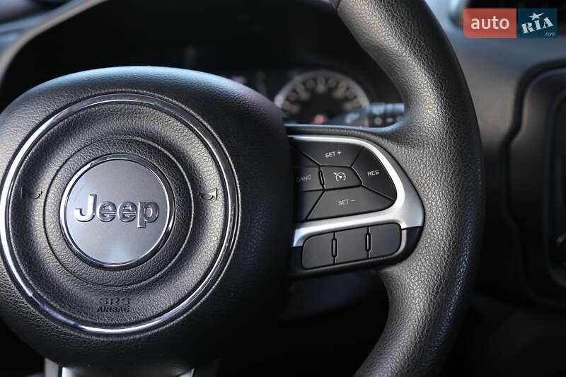 Внедорожник / Кроссовер Jeep Renegade 2018 в Киеве