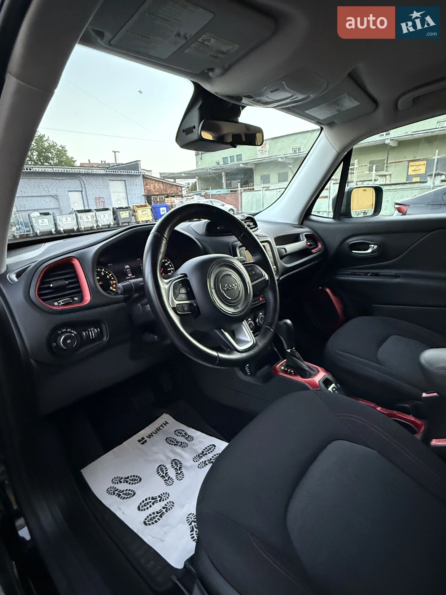 2015 Jeep Renegade - мініатюра 16