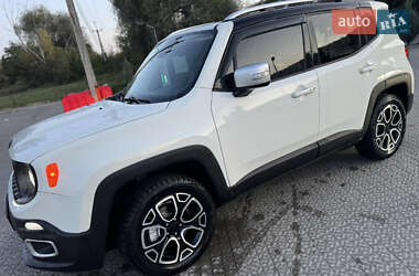 Внедорожник / Кроссовер Jeep Renegade 2016 в 