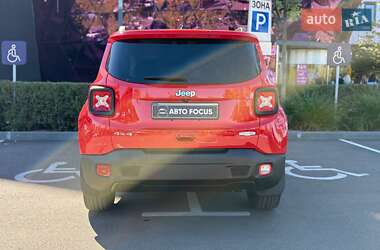 Внедорожник / Кроссовер Jeep Renegade 2021 в 