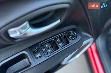 Внедорожник / Кроссовер Jeep Renegade 2021 в 