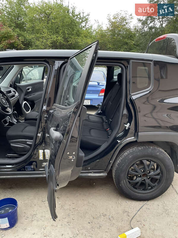 Внедорожник / Кроссовер Jeep Renegade 2019 в Львове