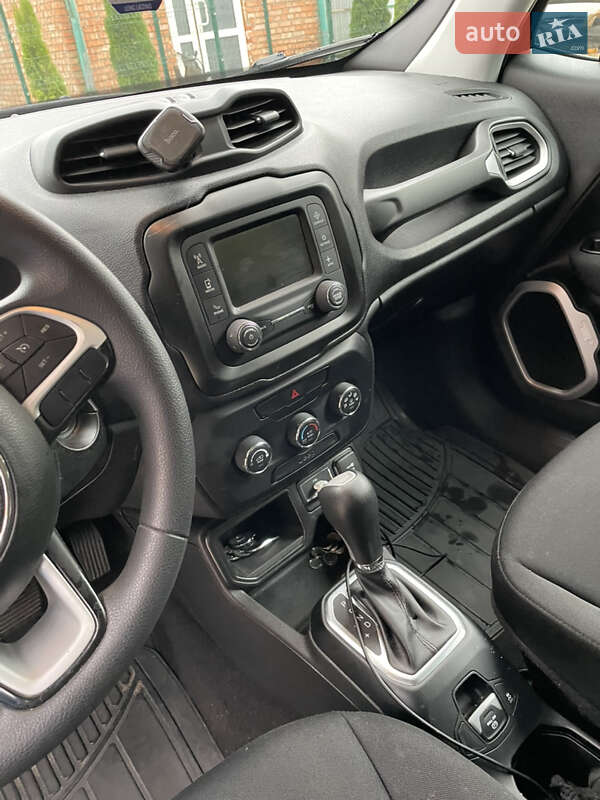 Внедорожник / Кроссовер Jeep Renegade 2019 в Львове