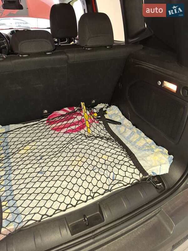 Внедорожник / Кроссовер Jeep Renegade 2016 в Запорожье фото 11 Внедорожник / Кроссовер Jeep Renegade 2016 в Запорожье