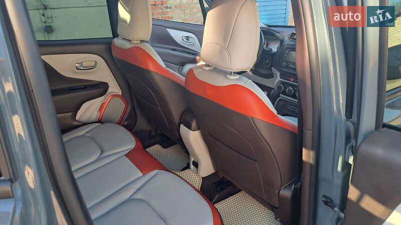 Позашляховик / Кросовер Jeep Renegade 2017 в Києві