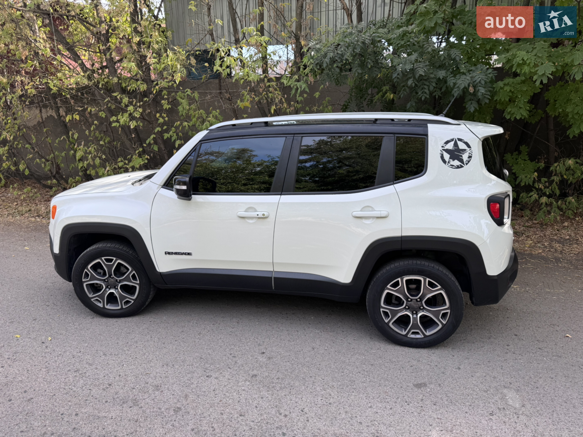 2017 Jeep Renegade - мініатюра 6