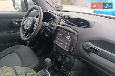 Внедорожник / Кроссовер Jeep Renegade 2020 в 