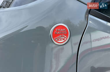 Внедорожник / Кроссовер Jeep Renegade 2016 в 
