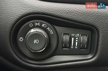 Внедорожник / Кроссовер Jeep Renegade 2022 в 