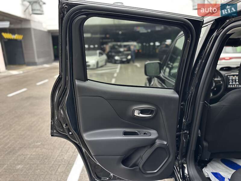 Позашляховик / Кросовер Jeep Renegade 2022 в Києві