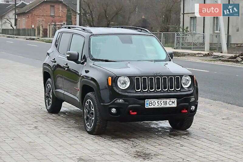 Внедорожник / Кроссовер Jeep Renegade 2016 в Чорткове