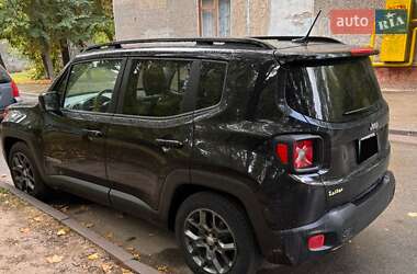 Внедорожник / Кроссовер Jeep Renegade 2015 в 