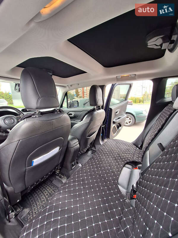 Позашляховик / Кросовер Jeep Renegade 2015 в Києві