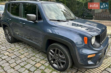 Внедорожник / Кроссовер Jeep Renegade 2021 в 
