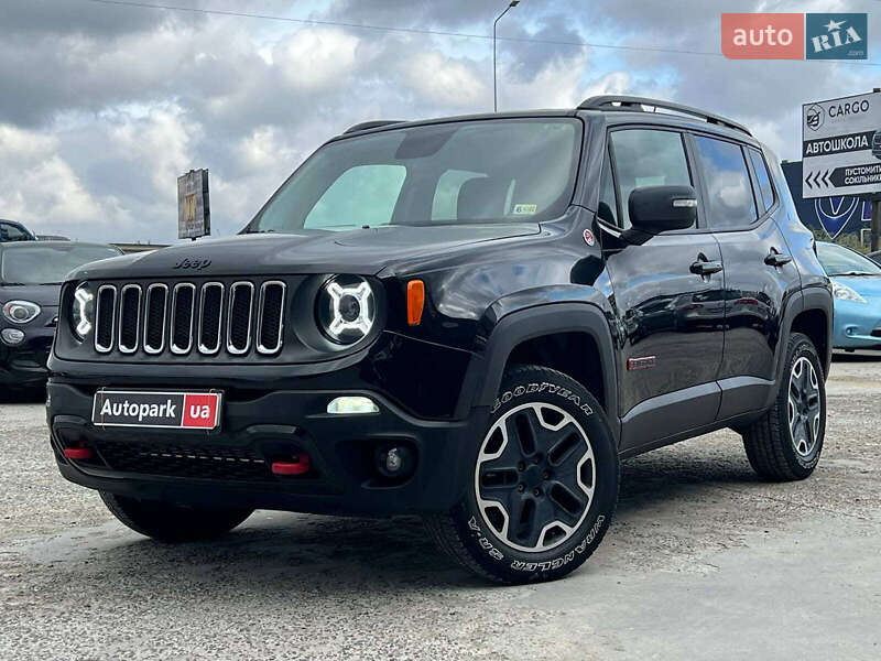 Внедорожник / Кроссовер Jeep Renegade 2015 в 