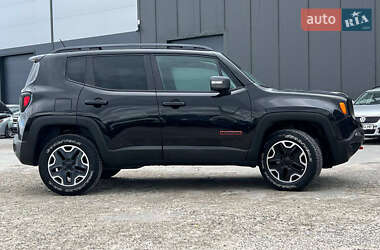 Внедорожник / Кроссовер Jeep Renegade 2015 в 
