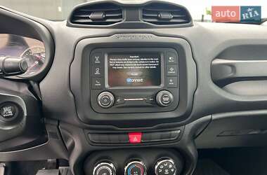 Внедорожник / Кроссовер Jeep Renegade 2015 в 