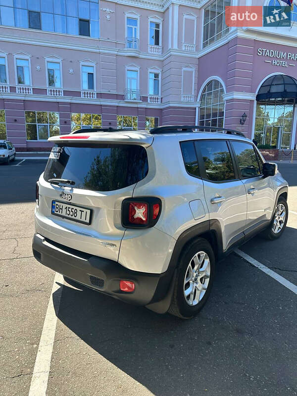 Позашляховик / Кросовер Jeep Renegade 2016 в Одесі