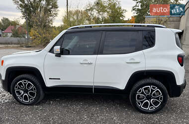 Внедорожник / Кроссовер Jeep Renegade 2016 в 