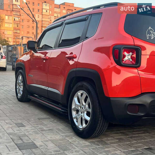 Внедорожник / Кроссовер Jeep Renegade 2015 в Черкассах