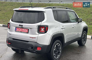 Внедорожник / Кроссовер Jeep Renegade 2015 в 