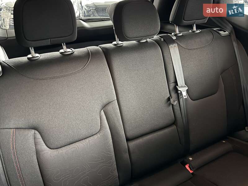 Позашляховик / Кросовер Jeep Renegade 2021 в Одесі фото 24 Позашляховик / Кросовер Jeep Renegade 2021 в Одесі