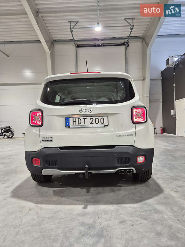 Позашляховик / Кросовер Jeep Renegade 2015 в Тернополі