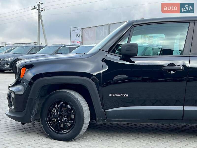 Внедорожник / Кроссовер Jeep Renegade 2019 в Львове