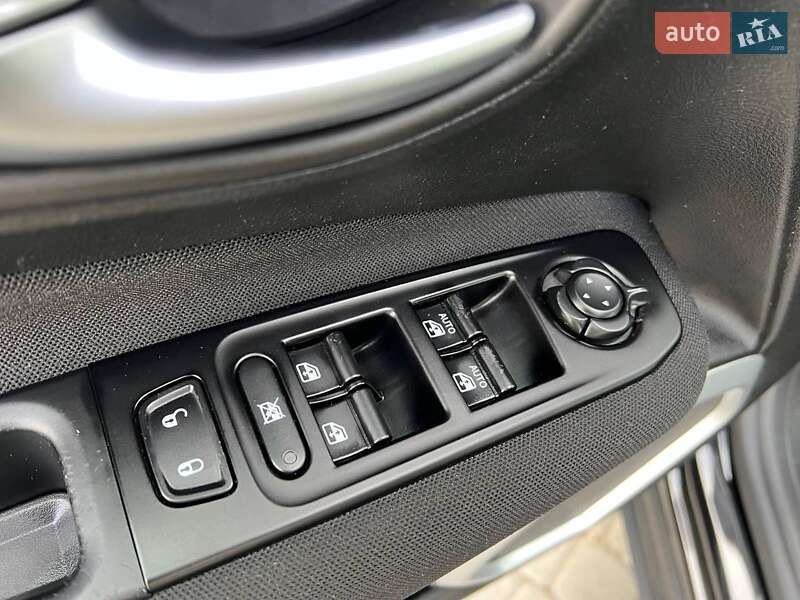 Внедорожник / Кроссовер Jeep Renegade 2019 в Львове