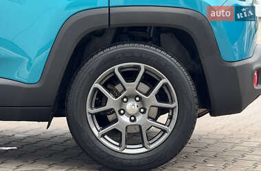 Внедорожник / Кроссовер Jeep Renegade 2019 в 