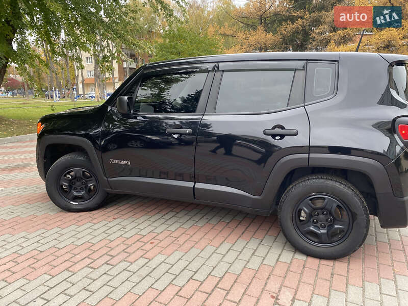 Внедорожник / Кроссовер Jeep Renegade 2018 в Сумах