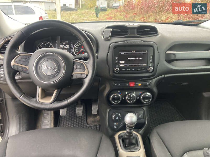 Позашляховик / Кросовер Jeep Renegade 2017 в Харкові