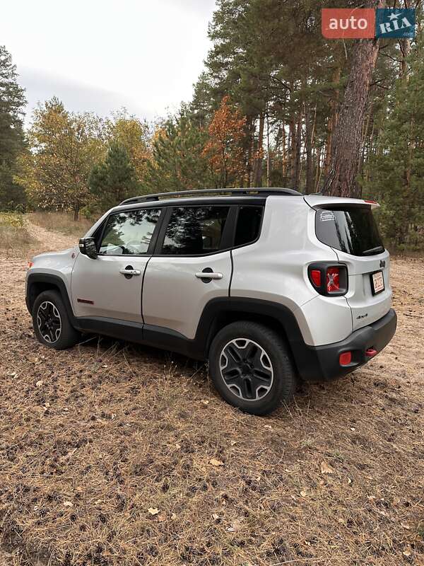 Внедорожник / Кроссовер Jeep Renegade 2015 в Днепре
